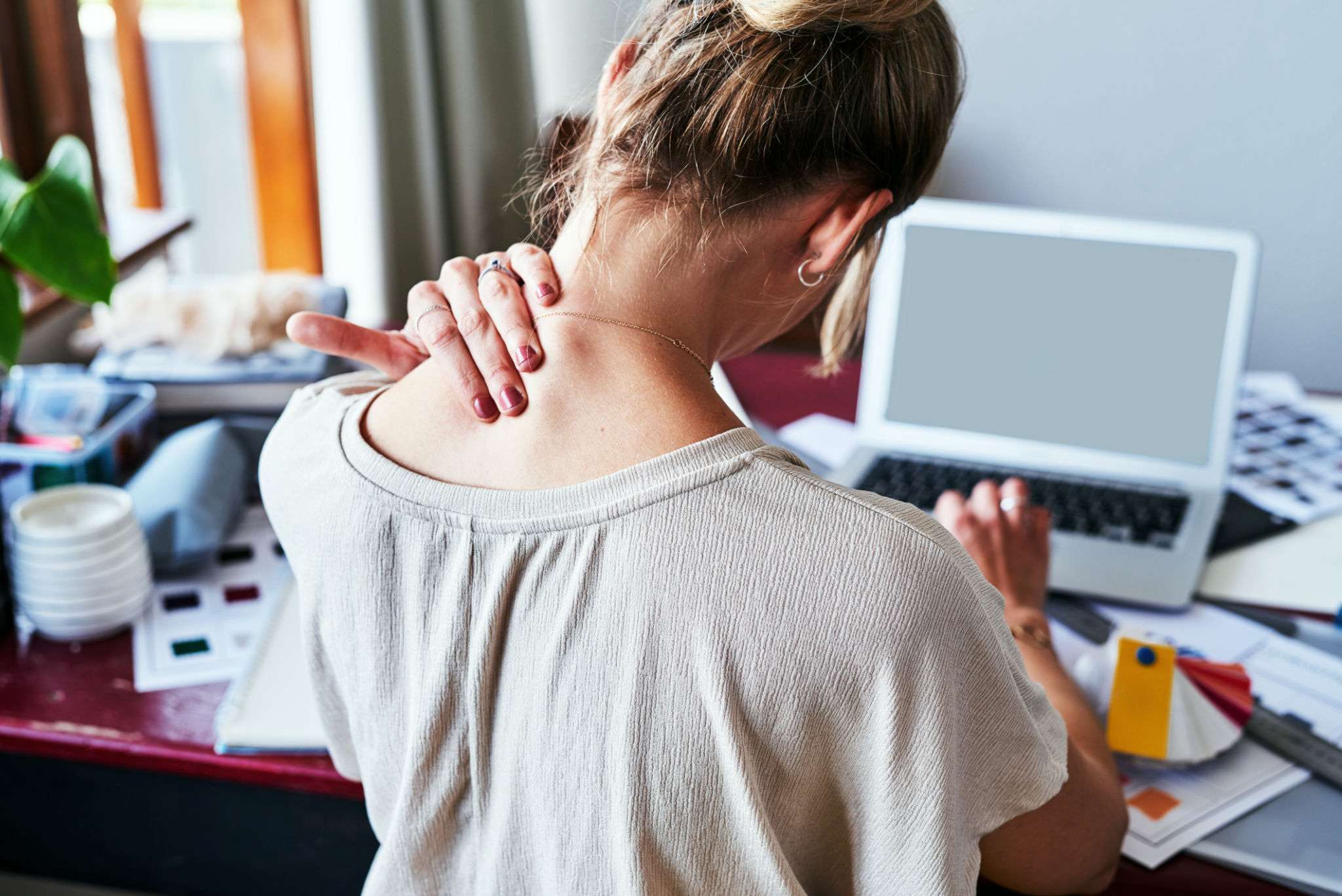 Read more about the article NECK PAIN AND WHIPLASH PHYSIOTHERAPY EDMONTON